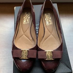 Ferragamo ballerina flats